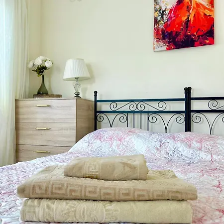 Paradise Apartment